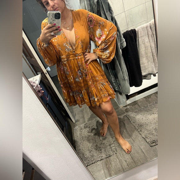 𝐌𝐢𝐬𝐬𝐦𝐨𝐧𝐢𝐜𝐚𝐟𝐢𝐧𝐝𝐬 is 🅻🅸🆅🅴! LIKE THIS LISTING - Picture 7 of 13